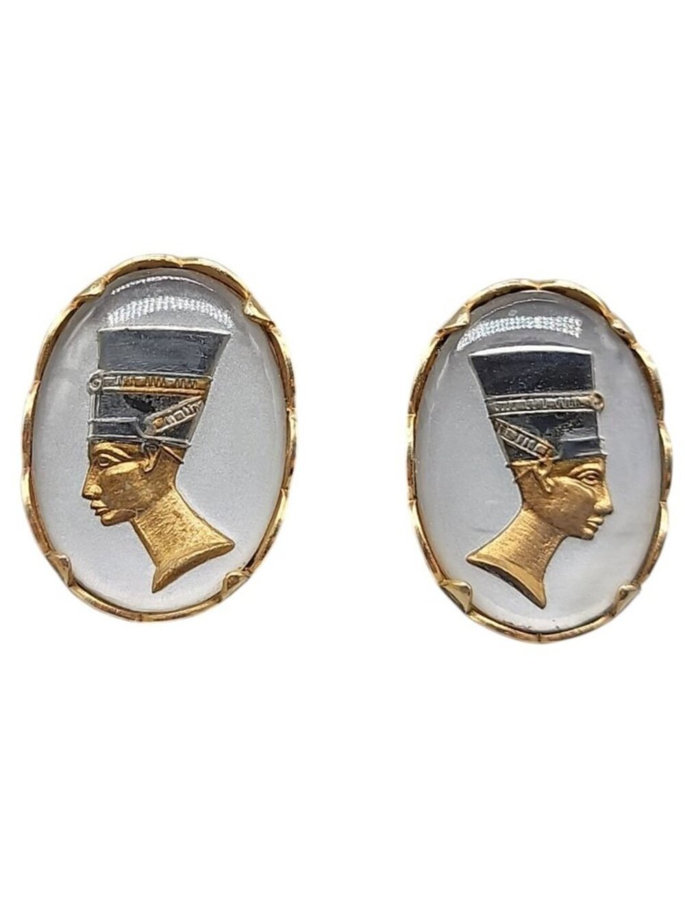 EmJ Nefertiti Intaglio Glass Gold Tone Clip Earrings 1" Vintage 1950s Emmons